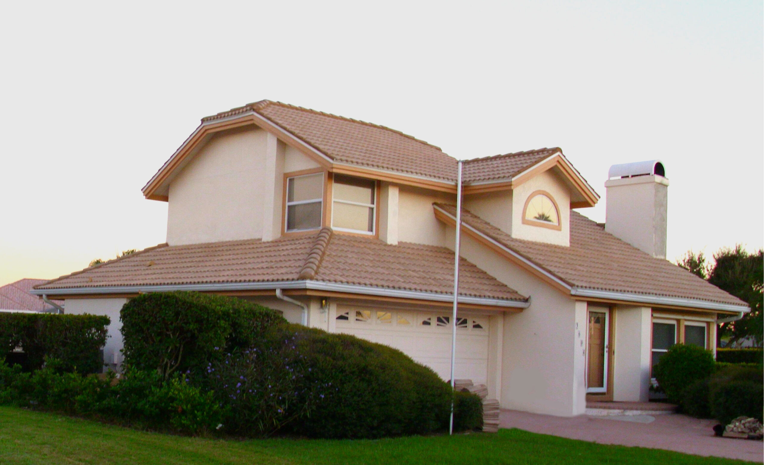 Completed Eagle Malibu 900 Tile Roof in Boca Cream in Manatee County, FL
